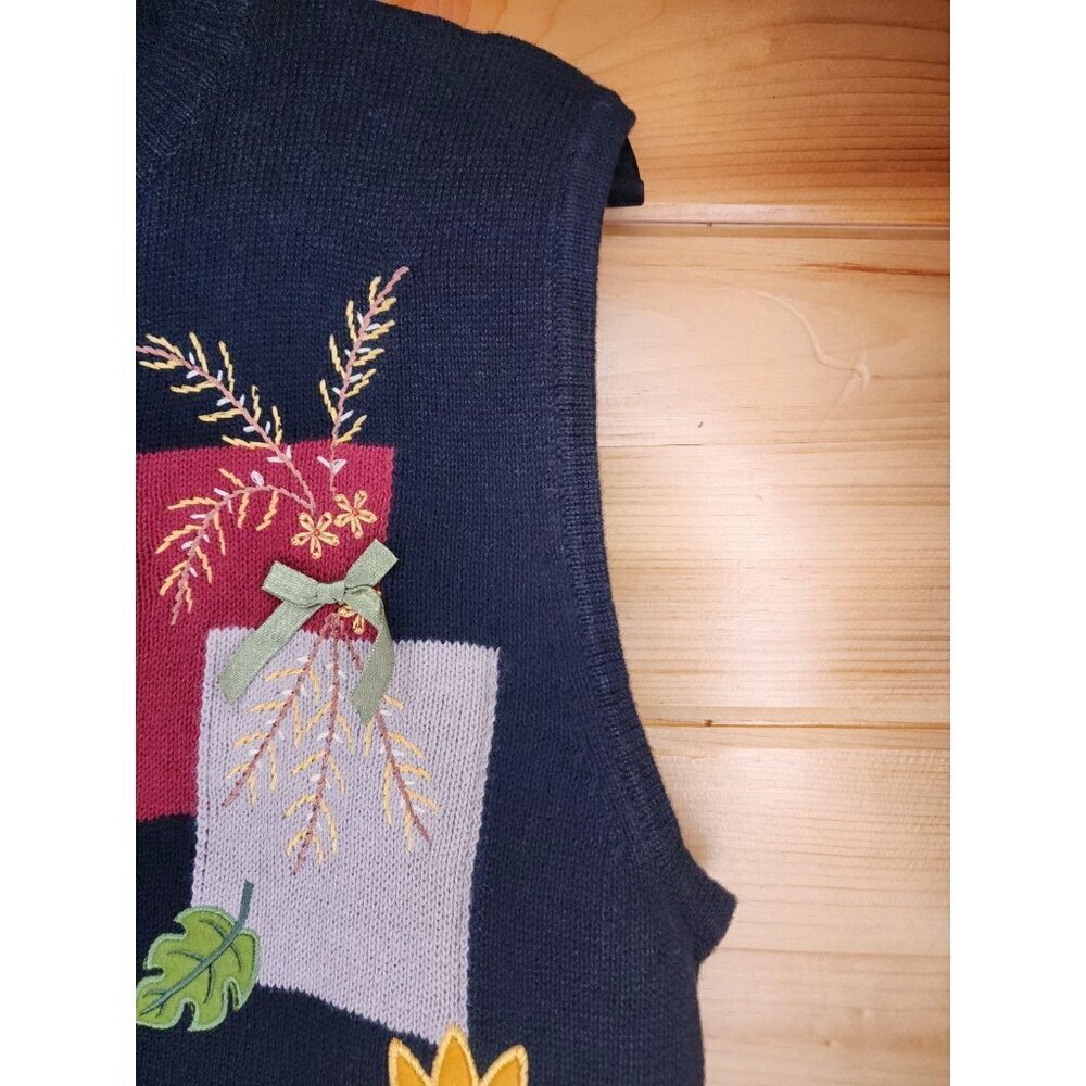 Southern Lady Fall Themed Chicken,Sunflower,Pumpkin Black Vest Women Size Large - Picture 9 of 12